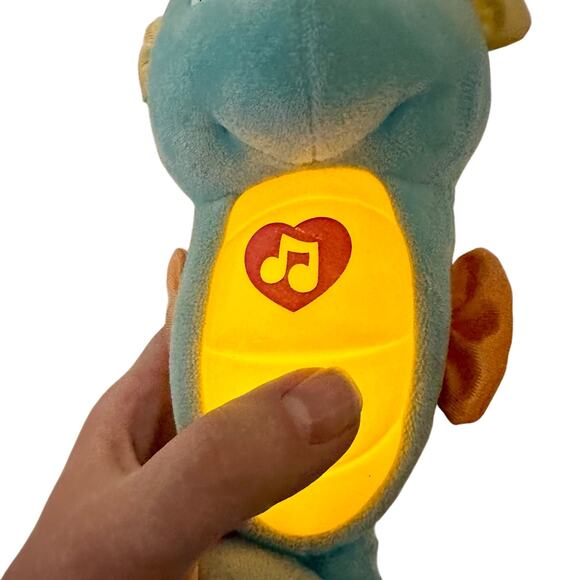 Fisher Price Ocean Wonders Soothe & Glow Plush Seahorse Infant Soother Works - Picture 6 of 7